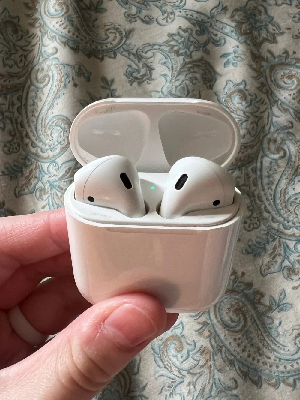 AirPods Series 1